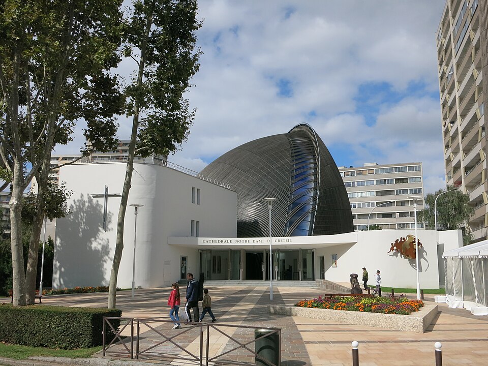 Jubilé des dix ans de la dédicace de la cathédrale de Créteil redéployée